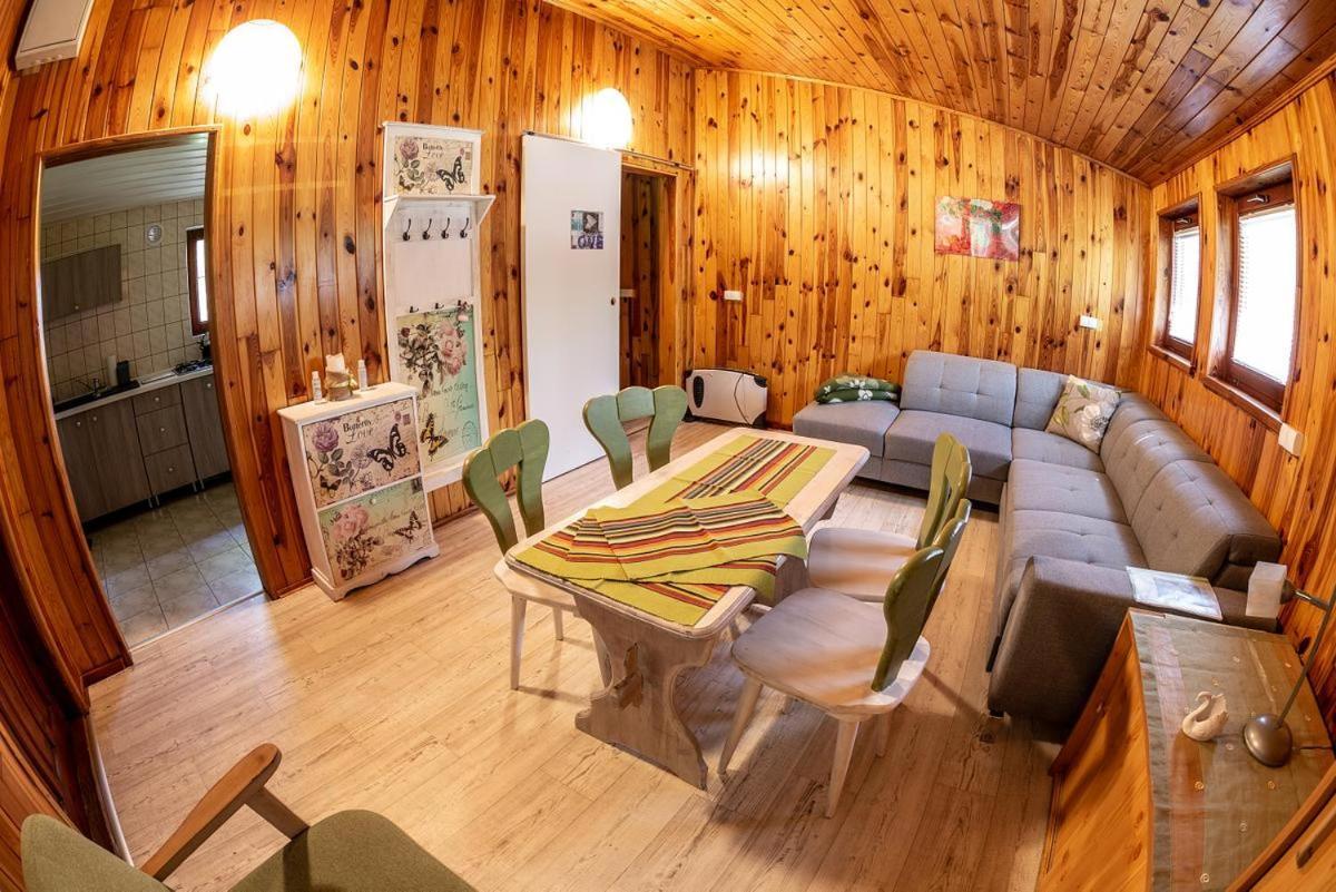 Aura Grotniki Hotel Grotniki  Bagian luar foto